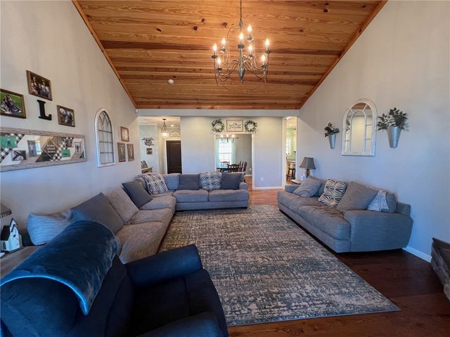 82 NC 8208, Jasper, AR 72641