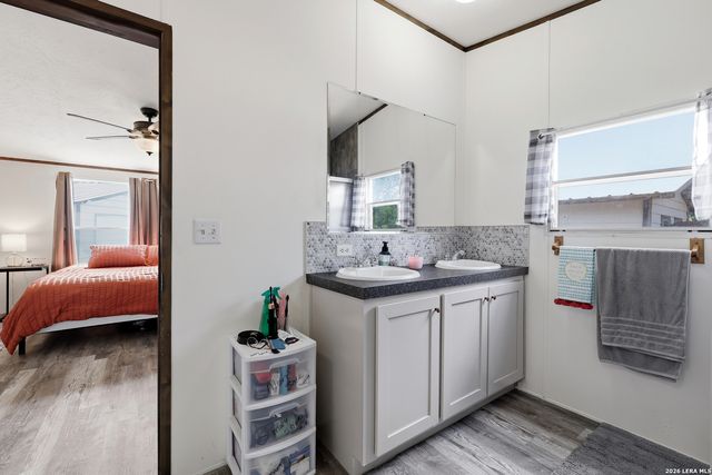 107 Frontier Way, Seguin, TX 78155