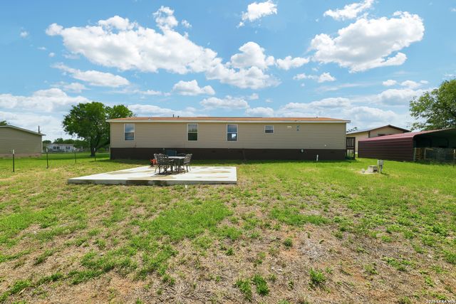 107 Frontier Way, Seguin, TX 78155