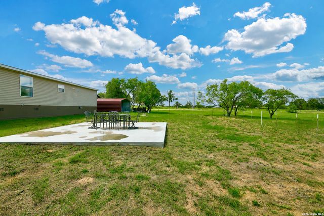107 Frontier Way, Seguin, TX 78155