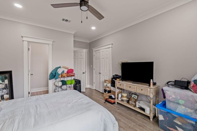 23 E Chapel Hill Blvd., Hattiesburg, MS 39402