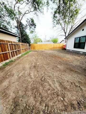 6415 Buena Vista, San Antonio, TX 78237