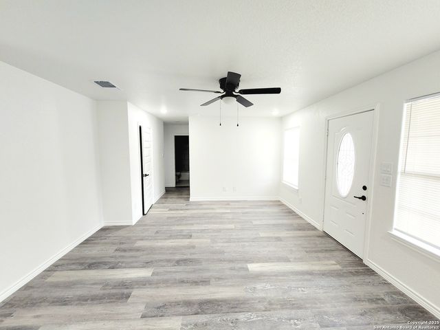 6415 Buena Vista, San Antonio, TX 78237