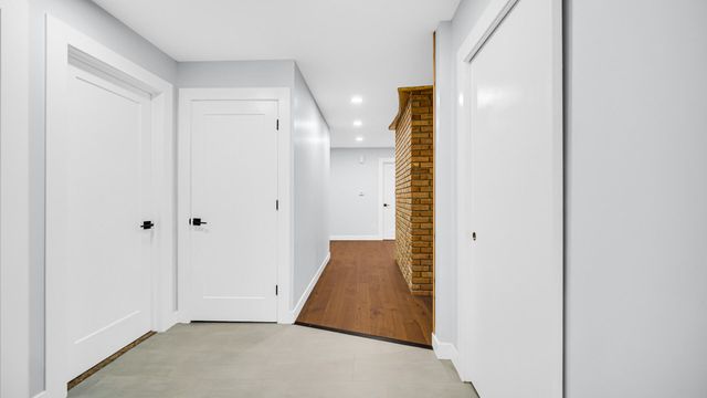 1248 Dogwood Drive, Chesterton, IN 46304