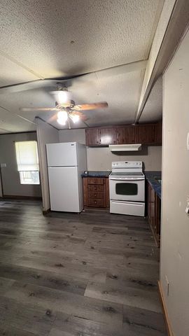 2018 Mineral Bluff Highway, Mineral Bluff, GA 30559