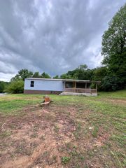 2018 Mineral Bluff Highway, Mineral Bluff, GA 30559