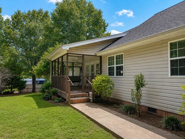 36 Glendale Court, Trenton, GA 30752