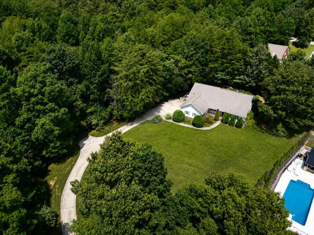 36 Glendale Court, Trenton, GA 30752