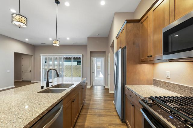 78918 Adesso Way, Palm Desert, CA 92211