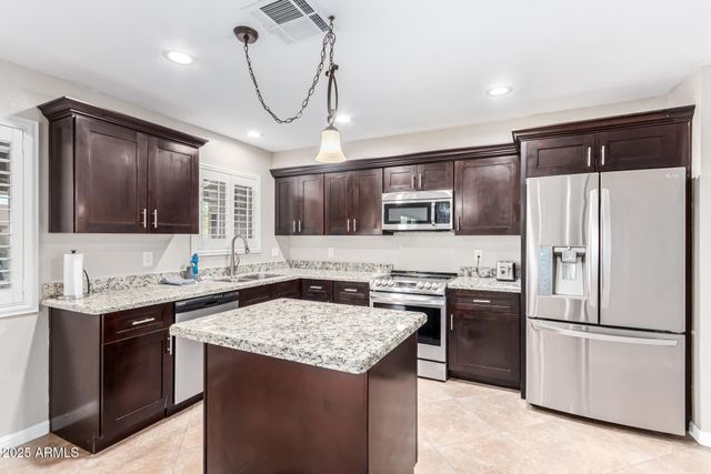 4037 S TAYLOR Drive, Tempe, AZ 85282