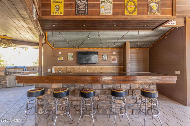 4037 S TAYLOR Drive, Tempe, AZ 85282