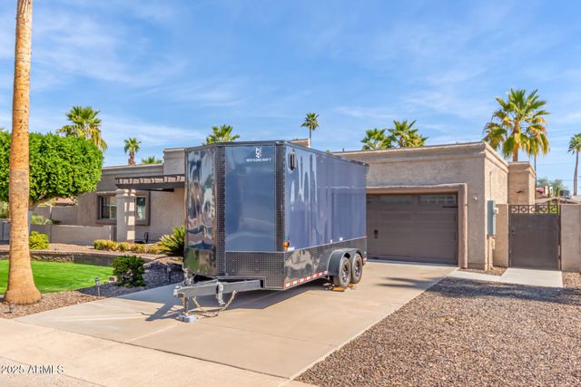 4037 S TAYLOR Drive, Tempe, AZ 85282