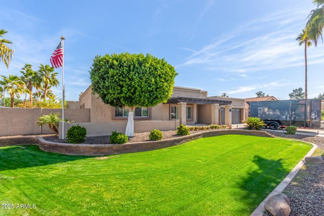 4037 S TAYLOR Drive, Tempe, AZ 85282