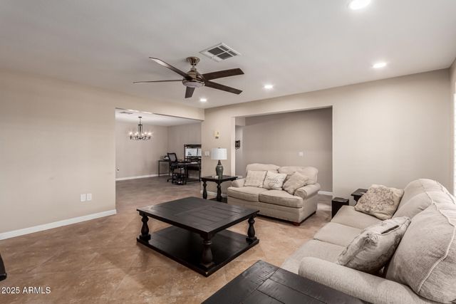 4037 S TAYLOR Drive, Tempe, AZ 85282