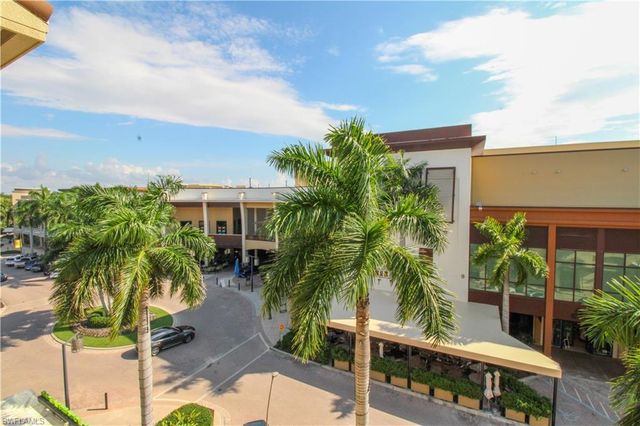 9123 Strada PL 7410, Naples, FL 34108