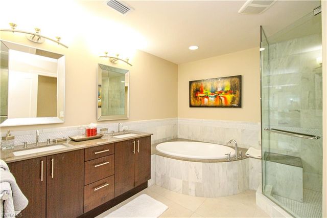 9123 Strada PL 7410, Naples, FL 34108