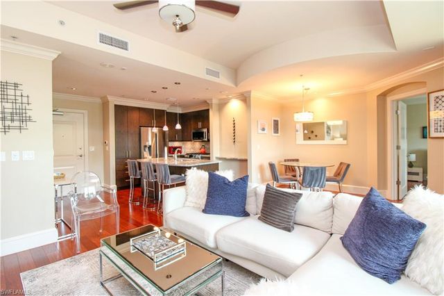 9123 Strada PL 7410, Naples, FL 34108