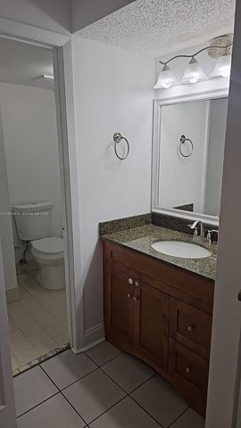 8540 SW 212th St 101, Cutler Bay, FL 33189