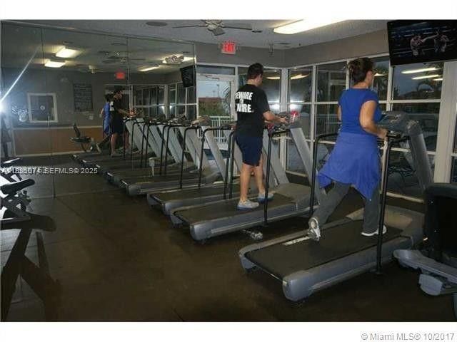 8540 SW 212th St 101, Cutler Bay, FL 33189