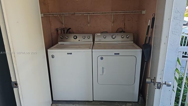 8540 SW 212th St 101, Cutler Bay, FL 33189