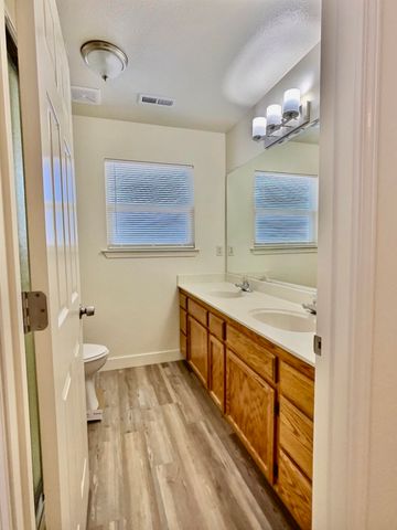 125 Kimick Way, Red Bluff, CA 96080