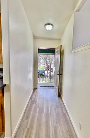 125 Kimick Way, Red Bluff, CA 96080