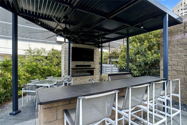 2011 Cedar Springs Road 104, Dallas, TX 75201