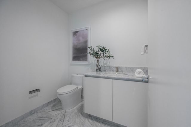 1333 S Flagler Drive 2201, West Palm Beach, FL 33401