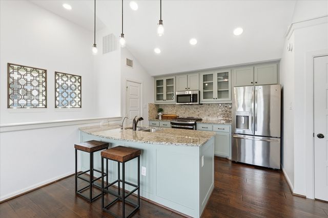 6000 Monterey Mews, North Richland Hills, TX 76180