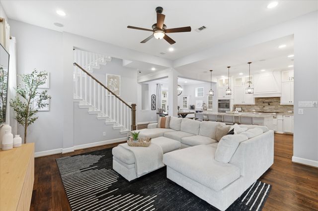 6000 Monterey Mews, North Richland Hills, TX 76180