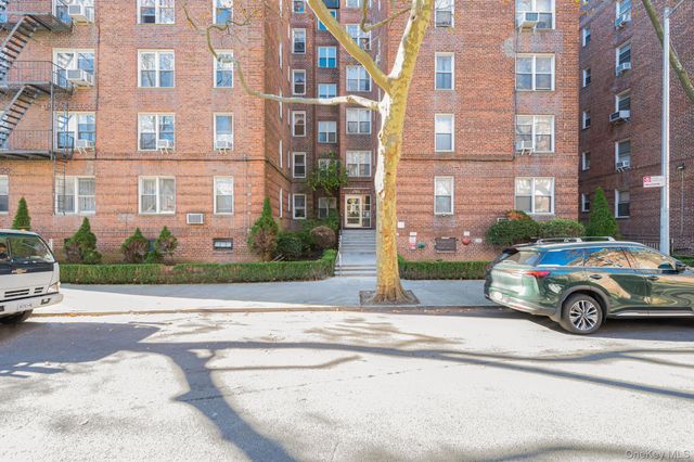 2552 E 7 Street 1H, Brooklyn, NY 11235