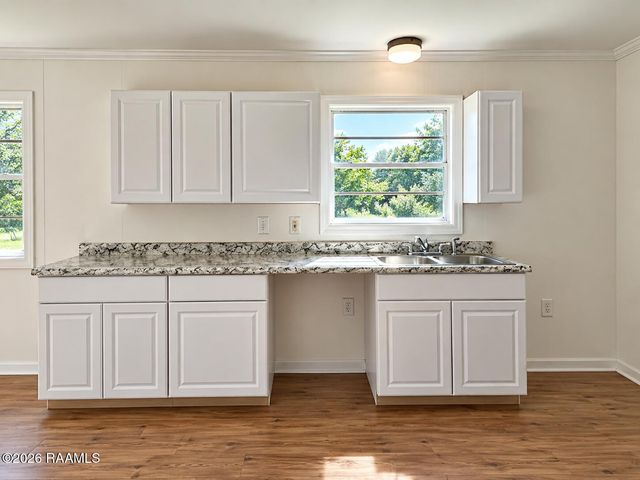 402 Attakapas Road, Lafayette, LA 70501