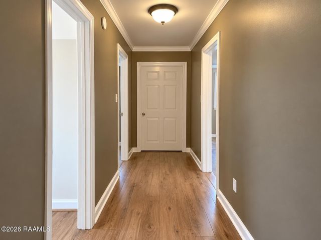 402 Attakapas Road, Lafayette, LA 70501