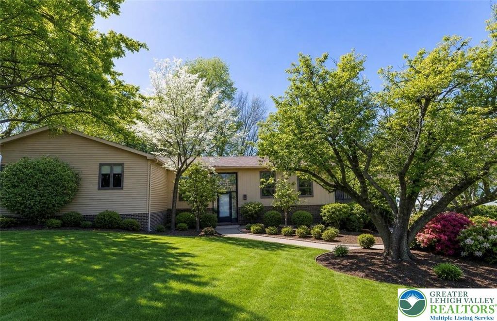 4461 Kohler Drive, Lower Macungie Twp, PA 18103
