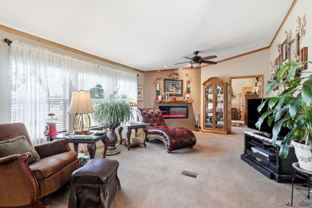 6644 GREEN WILLOW DR, Rapid City, SD 57703
