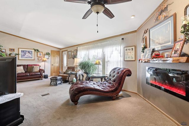 6644 GREEN WILLOW DR, Rapid City, SD 57703