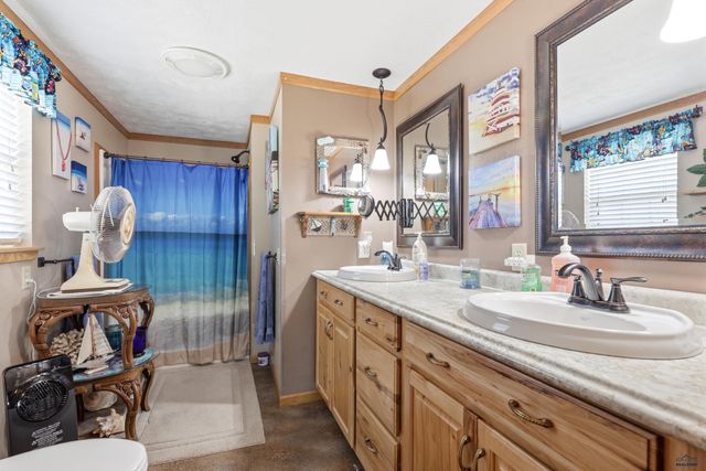 6644 GREEN WILLOW DR, Rapid City, SD 57703