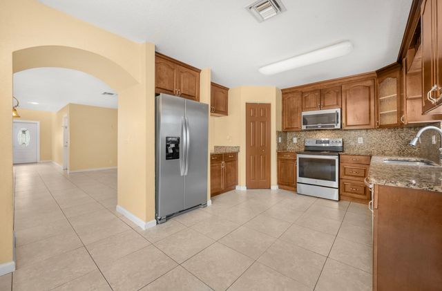 929 Imperial Lake Road, Lake Belvedere Estates, West Palm Beach, FL 33413