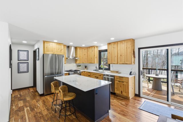 1063 Cliffs Edge Road, East Bernstadt, KY 40729