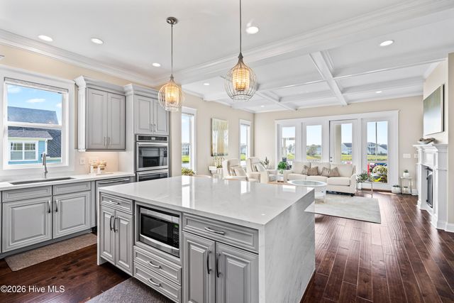 262 Spicer Lake Drive, Holly Ridge, NC 28445