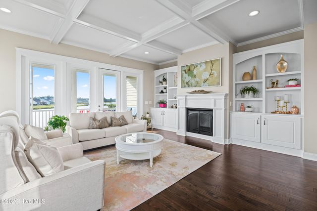 262 Spicer Lake Drive, Holly Ridge, NC 28445
