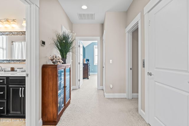 262 Spicer Lake Drive, Holly Ridge, NC 28445
