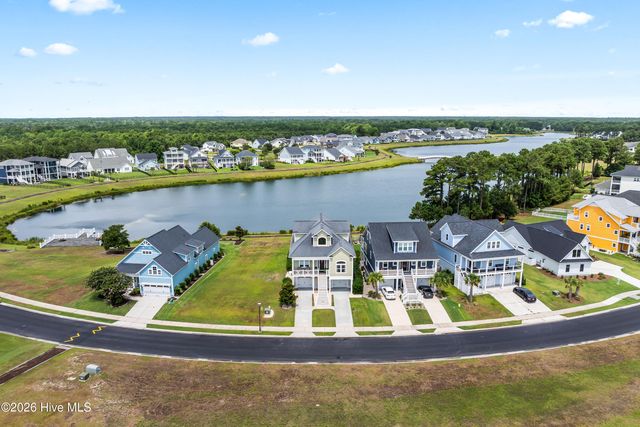 262 Spicer Lake Drive, Holly Ridge, NC 28445