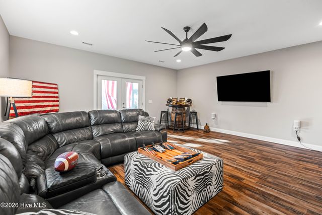 262 Spicer Lake Drive, Holly Ridge, NC 28445