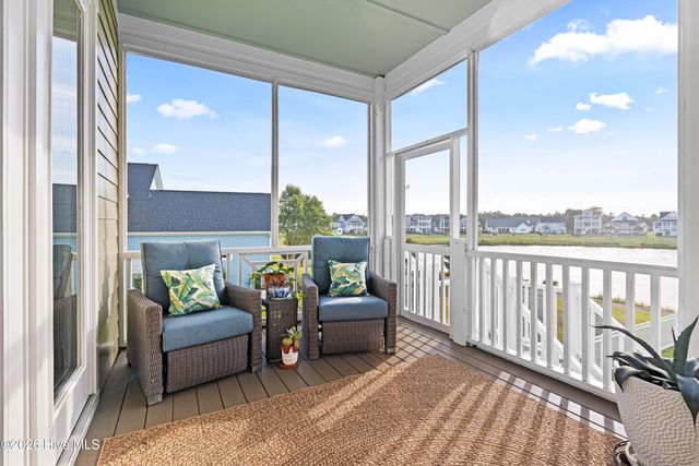 262 Spicer Lake Drive, Holly Ridge, NC 28445