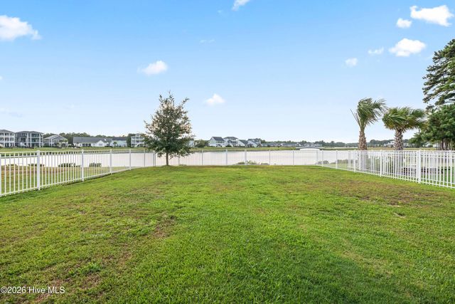 262 Spicer Lake Drive, Holly Ridge, NC 28445