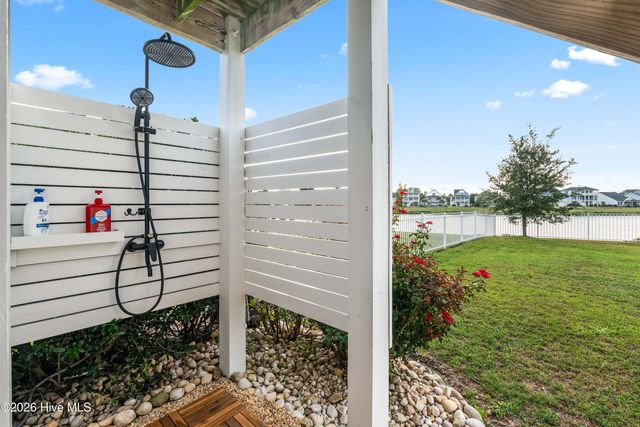 262 Spicer Lake Drive, Holly Ridge, NC 28445