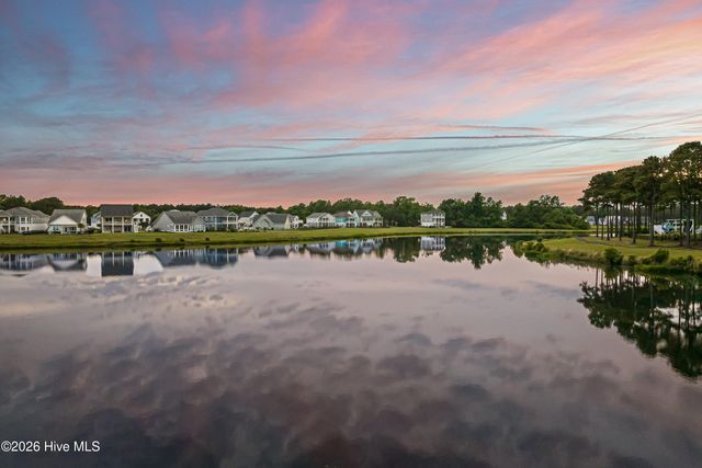 262 Spicer Lake Drive, Holly Ridge, NC 28445