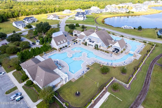 262 Spicer Lake Drive, Holly Ridge, NC 28445