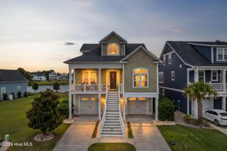 262 Spicer Lake Drive, Holly Ridge, NC 28445